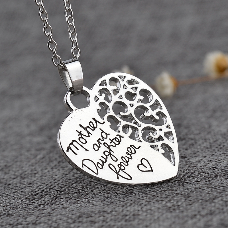 Fashion Simple Style  Mother And Daughter Mother Daughter Eternal Love Pendant Sweater Chain Wholesale Nihaojewelry display picture 2