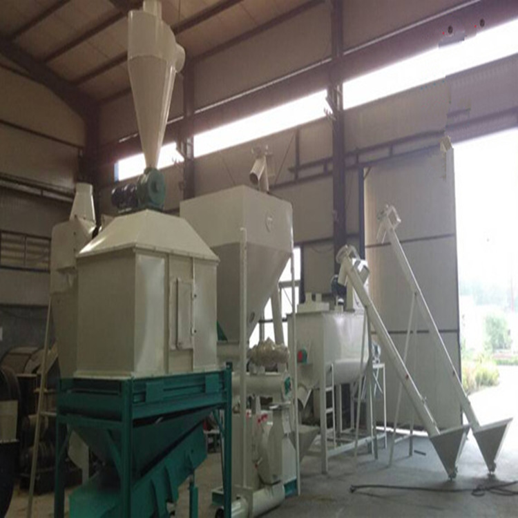 成套鸡鸭鹅饲料加工设备机组设备厂家，时产1吨的250饲料生产线