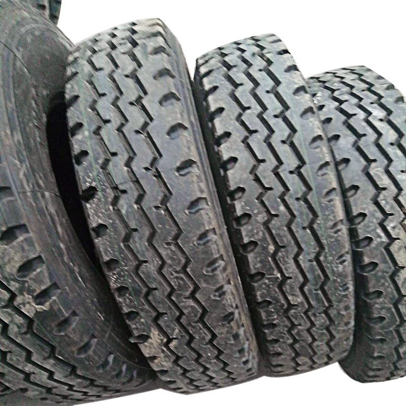 长期供应13R22.5真空卡车轮胎 三线花纹子午线轮胎全新耐磨