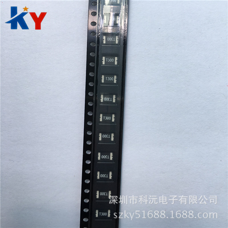 贴片 自恢复保险丝 1812 3A 30V 3000MA SMD300 量大价优