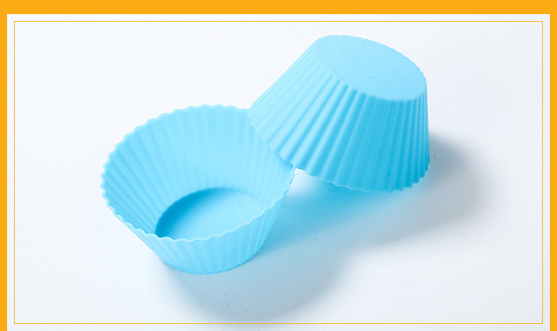 Silicone Muffin Cups - Image 2