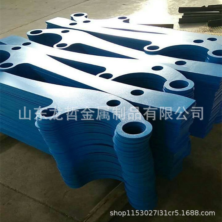 6335610114_1441450720_副本