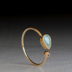 ��swish�¿��Ƕ�Gɫ�ʯˮ�����ν�ָ �W���18k�S���_��ָ�h