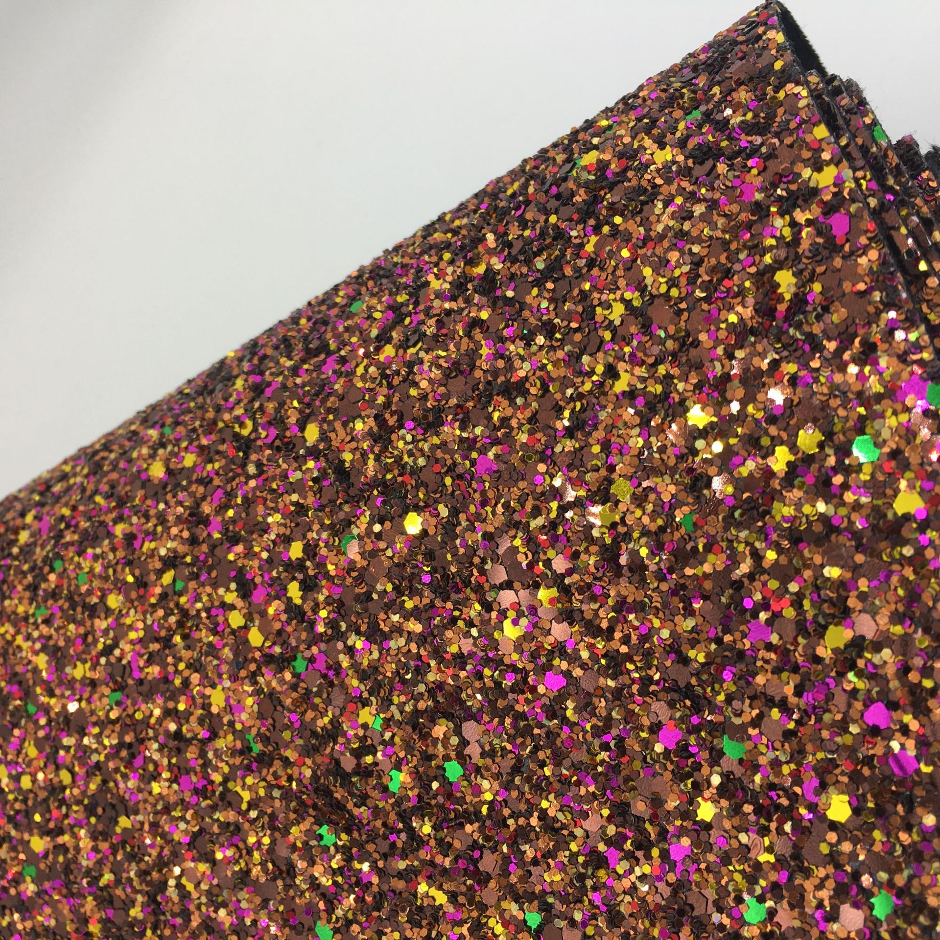 厂家直销环保格丽特多彩大小六角格力特亮片格利特鞋材饰品爆款