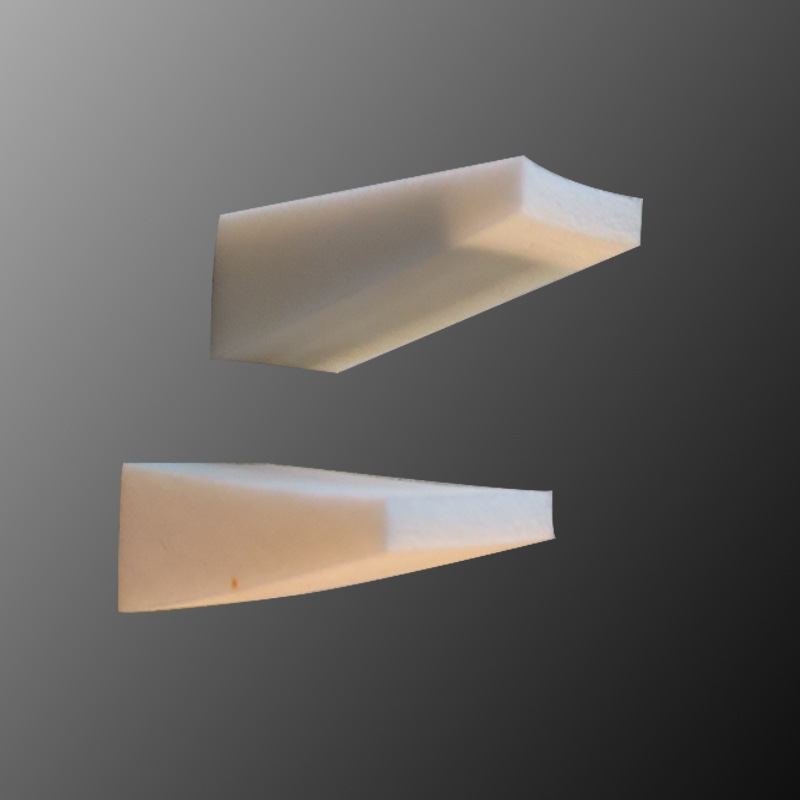 長(zhǎng)期現(xiàn)貨銷售SBR乳膠化妝粉撲小三角形彩妝工具柔軟細(xì)膩上妝用