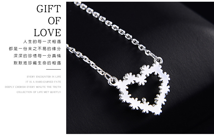 S925 Silver Necklace Heart-shaped Fashion Necklace Wholesale display picture 3