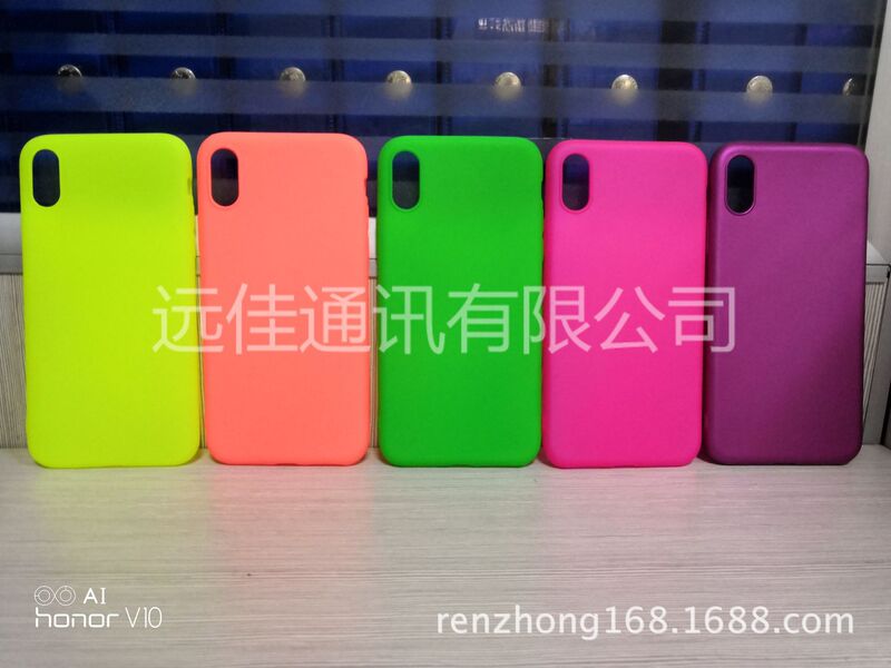 Applicable to Apple IPHONEX fluorescent TPU mobile phone protective case feel elastic paint rubber oil spray light protective case