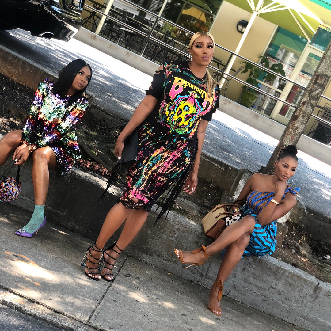 37069146_685759781764786_63953