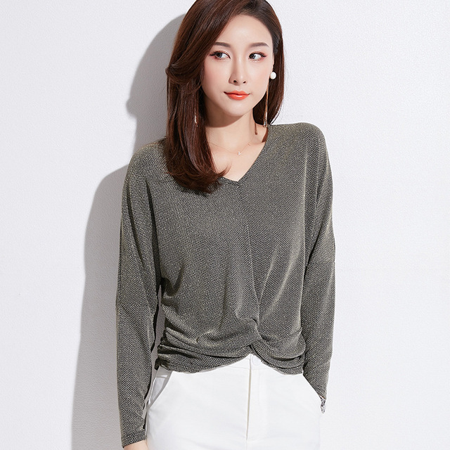 Spring New Fashion Long Sleeve Blouse Top V-collar Sexy Bat Sleeve 