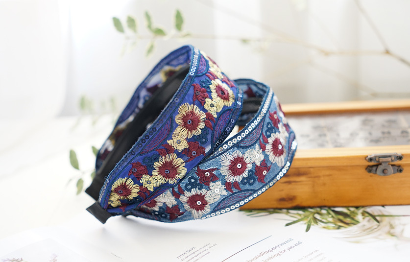 Retro Ethnic Flower Embroidery Korean Wide Hair Band display picture 10