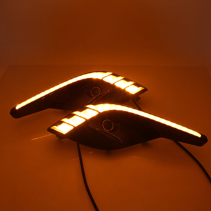 Aplicable a 17 años Mazda Atz Luz de marcha diurna Atz diurna Luz de niebla modificación de la luz