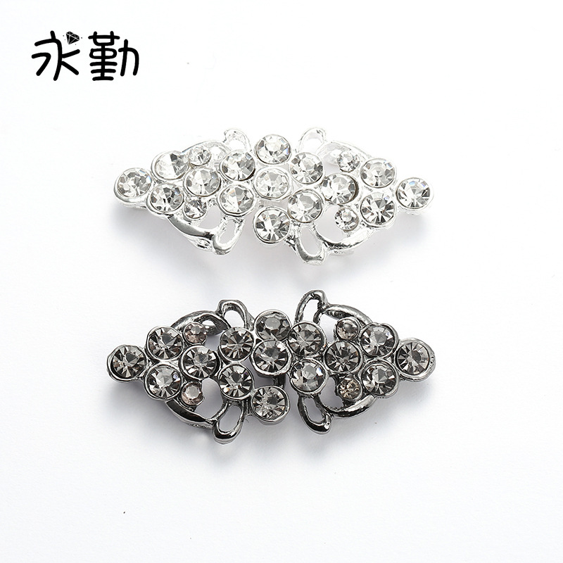 新款服饰配件对扣 时尚皮草大衣镶钻纽扣文胸辅料双眼扣厂家批发
