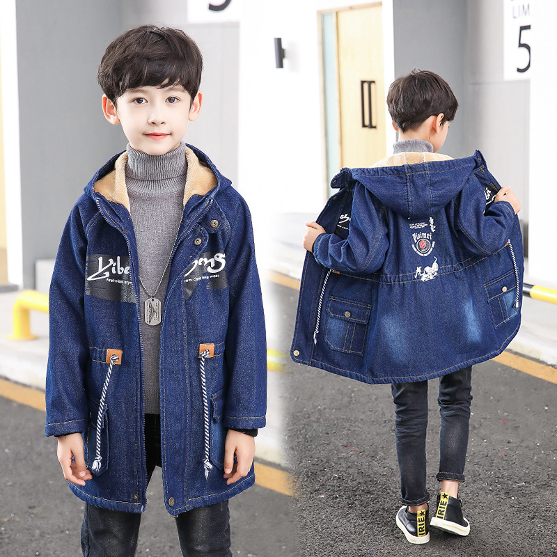 Children jacket 2018 new pattern Boy Chaqueta Autumn and winter Mid length version Plush thickening keep warm children Jeans
