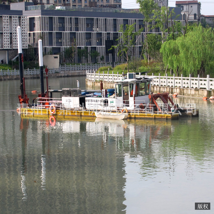 200方小型挖泥船 小型清淤船 环保清淤设备 绞式挖泥船抽泥效率高