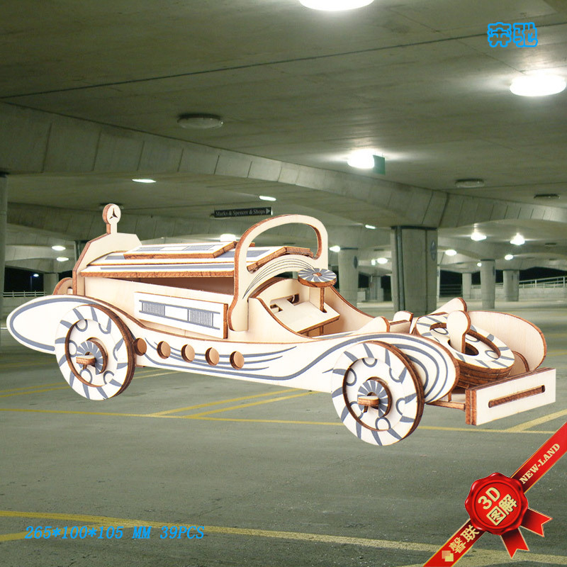 Лазерная резка седана Mercedes-Benz с этапами сборки