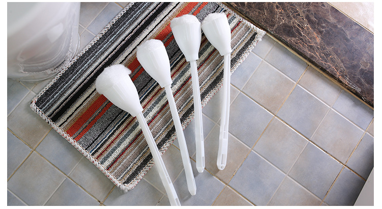 Scopino per wc multifunzionale in silicone con setole morbide_voghion.com