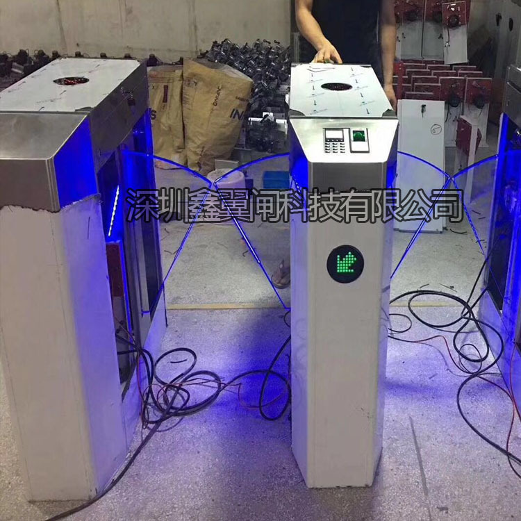 指纹打卡进出翼闸门禁 自助餐吞卡翼闸检票 指纹考勤翼闸生产厂家