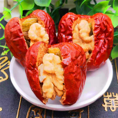 【微商代發】紅棗夾核桃250g和田玉棗加葡萄幹加雲南那核桃仁