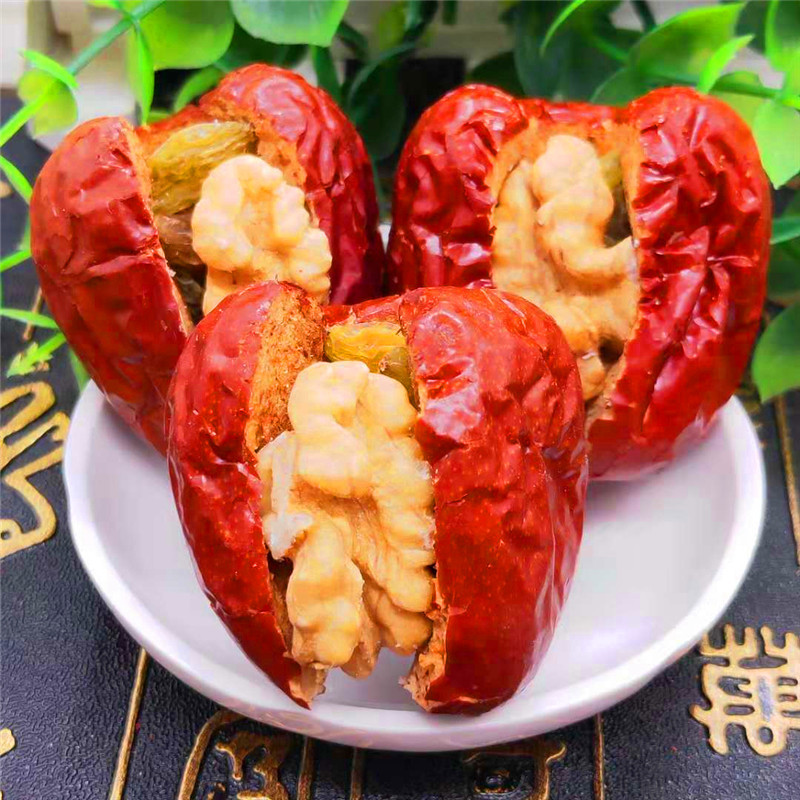 【微商代發】紅棗夾核桃250g和田玉棗加葡萄幹加雲南那核桃仁