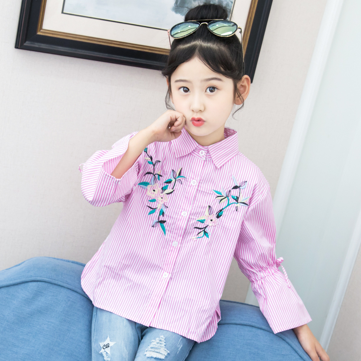 Children's clothing Autumn new pattern 2018 girl Korean Edition Long sleeve stripe shirt Large Children's clothing children pure cotton Easy jacket
