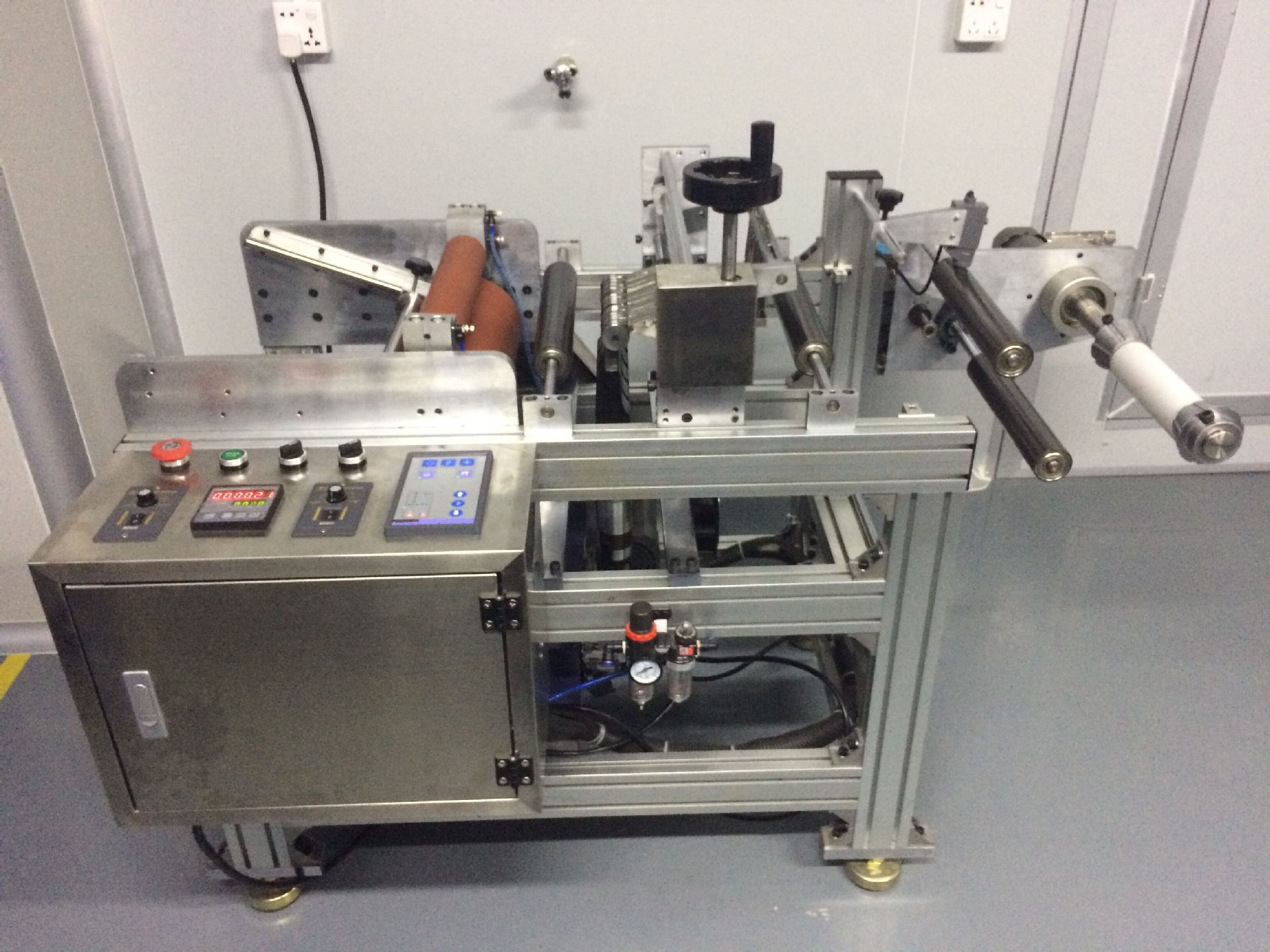 供应专业厂家定制超声波分条机,广东多功能分切机