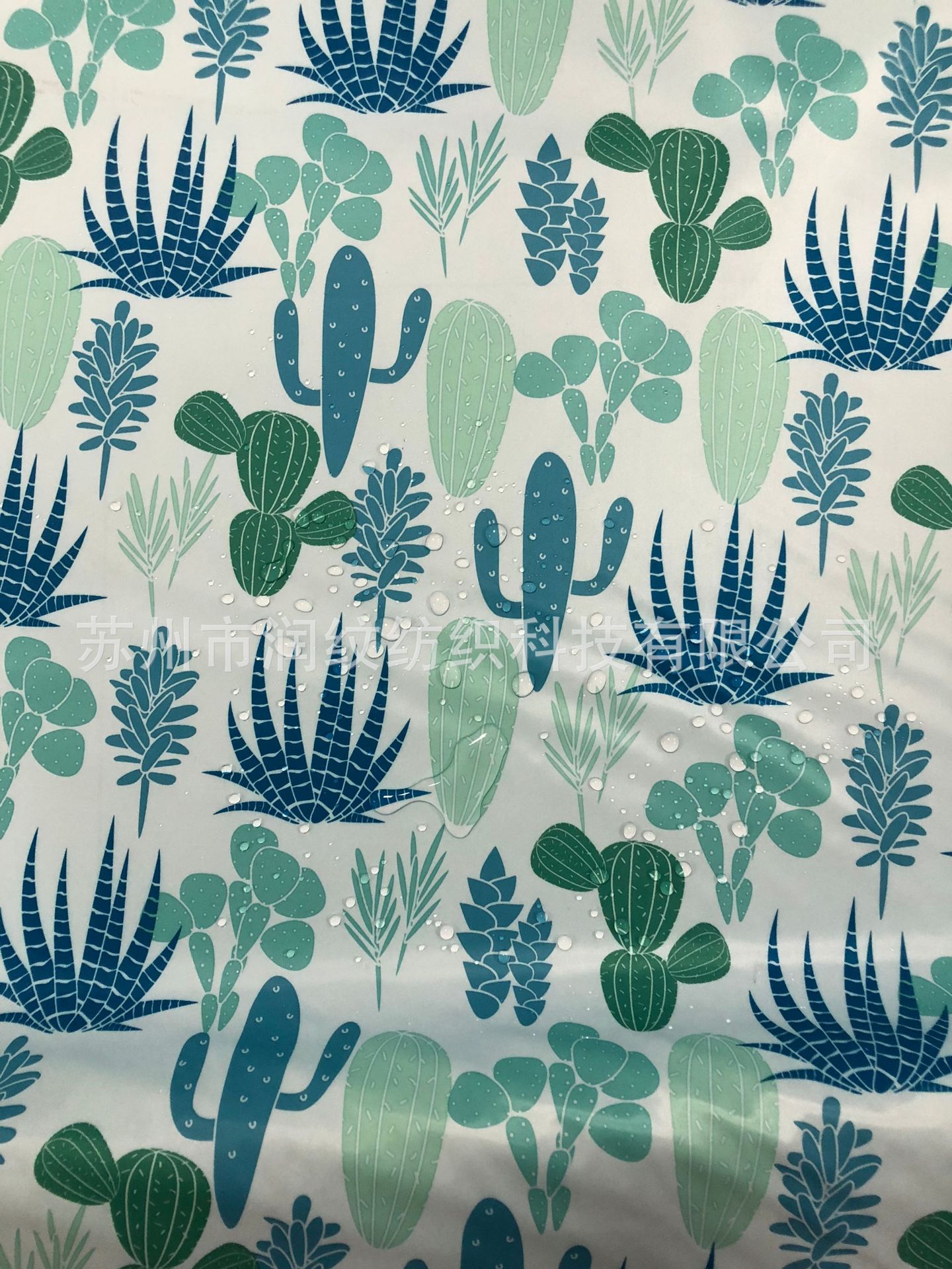 厂家直供防水冰垫布 雪花印花PVC冰垫 高强度水垫降温面料批发