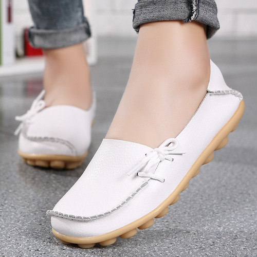  Cross-border Plus Size Women's Leather Mother Shoes Slip-On Hole Shoes Comfortable Bead Shoes Nurse Shoes