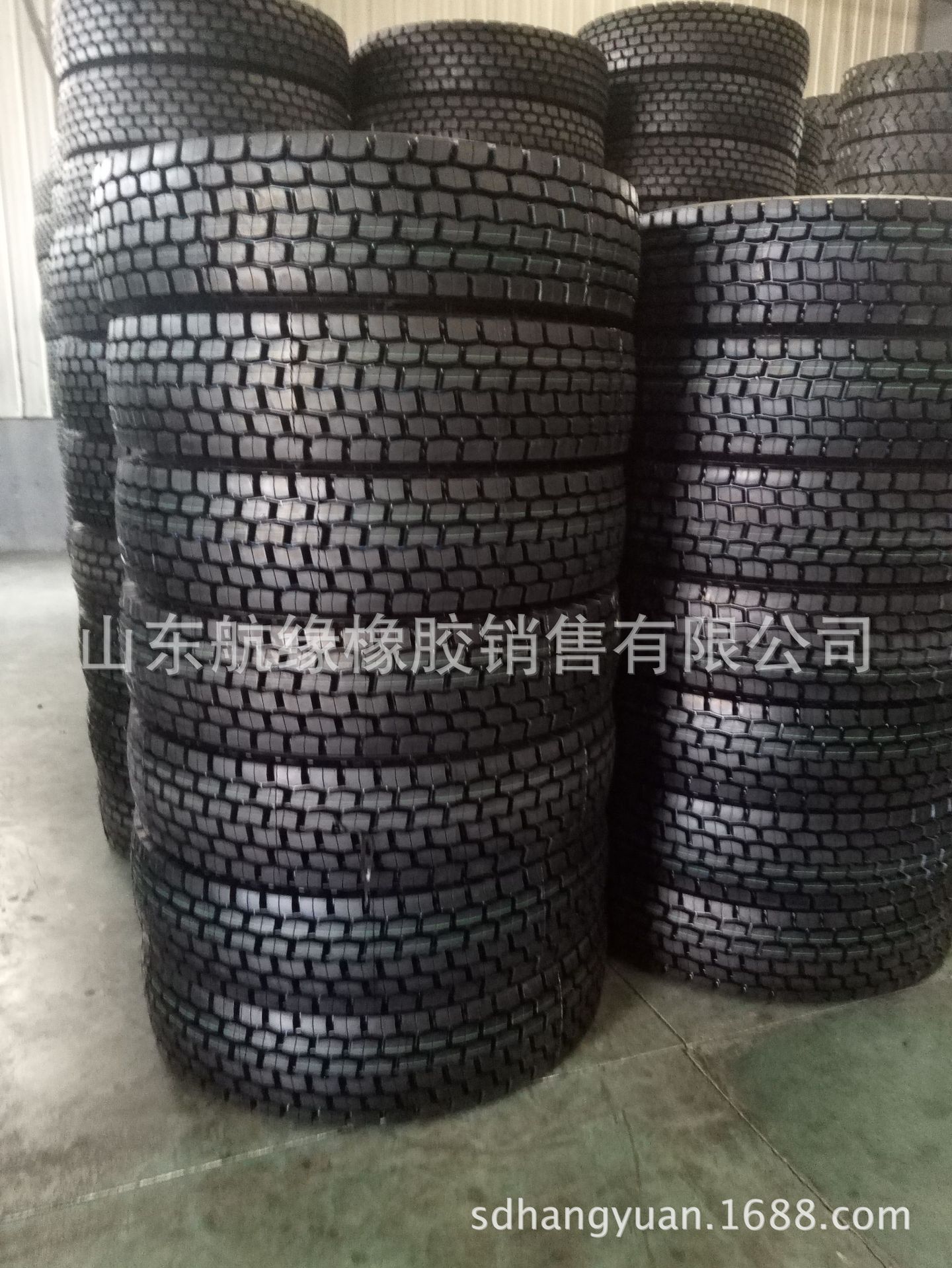 厂家批发 12R22.5全钢子午线轮胎 载重汽卡车钢丝轮胎 现货可出口