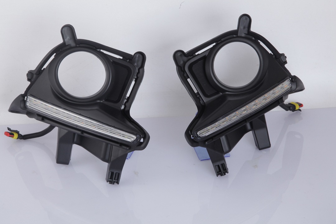 Adecuado para 15 años Nueva Highlander Luz de marcha diurna Toyota Highlander guía de luz LED Luz de marcha diurna