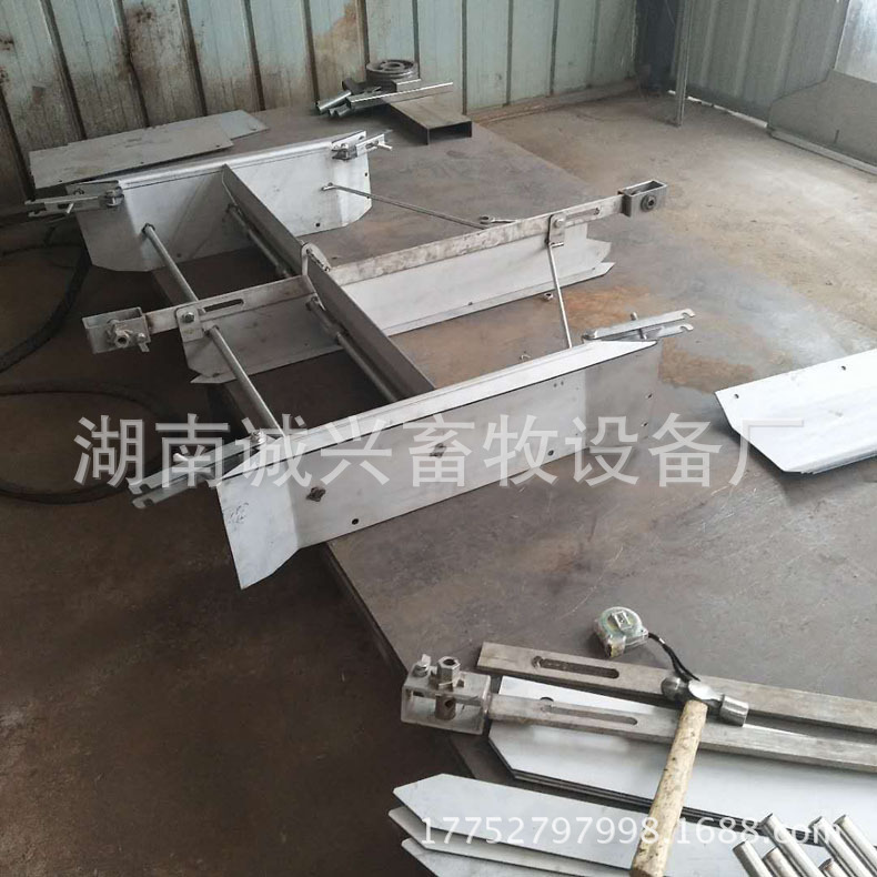 刮粪机