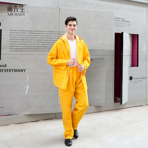 Long raincoat for men and women