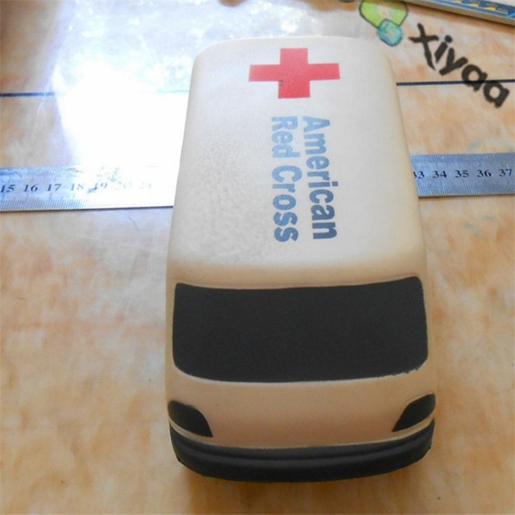 玩具厂家 批发定制减压玩具 PU武士公仔发泡PU救护车健康礼品