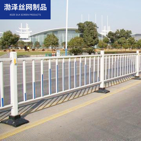 供应各种桃型柱护栏网 市政园林防护网 小区围栏网