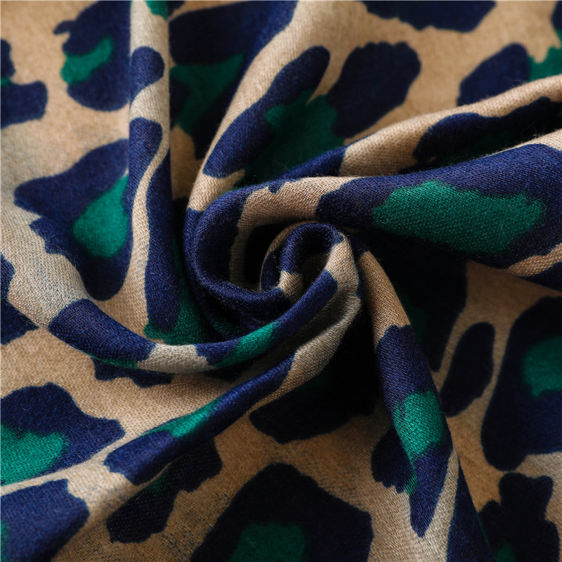 Cotton And Linen Scarf Shawl Dual-use Classic Blue Leopard Long Scarf Scarf Women display picture 7