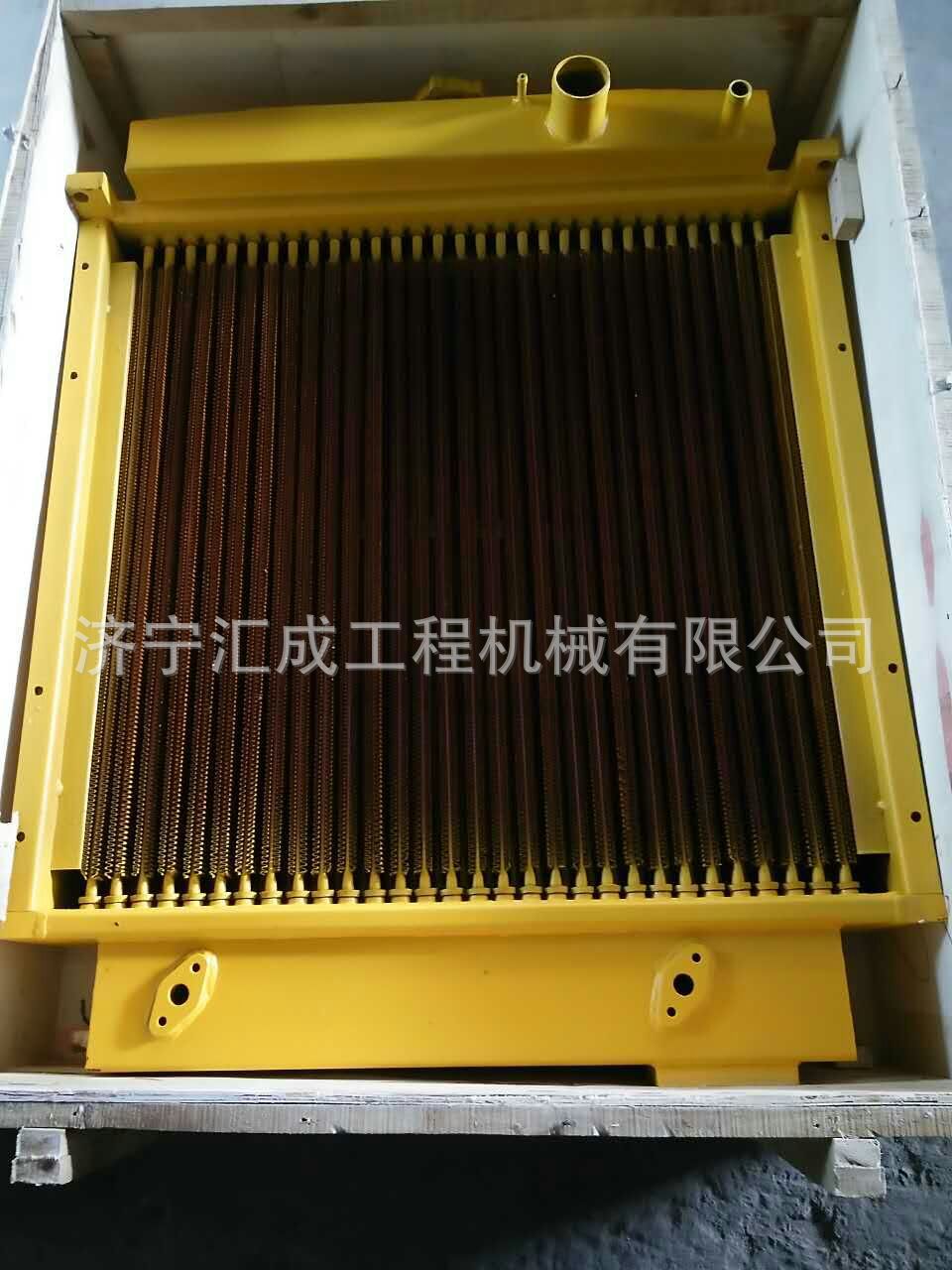 销售SHANTUI山推SD22配件，山推推土机发动机水箱/154-03-C1001