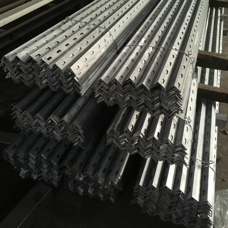 厂批发生产万能角钢 花边角铁冲孔 冲孔万能角 镀锌冲孔角 40*4