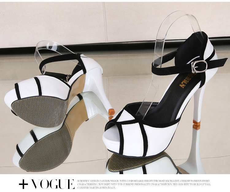 Chaussures été pour femme en Caoutchouc - Ref 3345922 Image 56