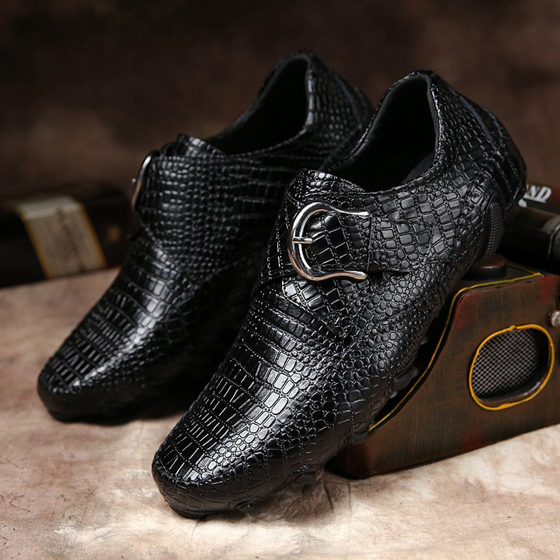 Men's crocodile pattern casual leather shoes