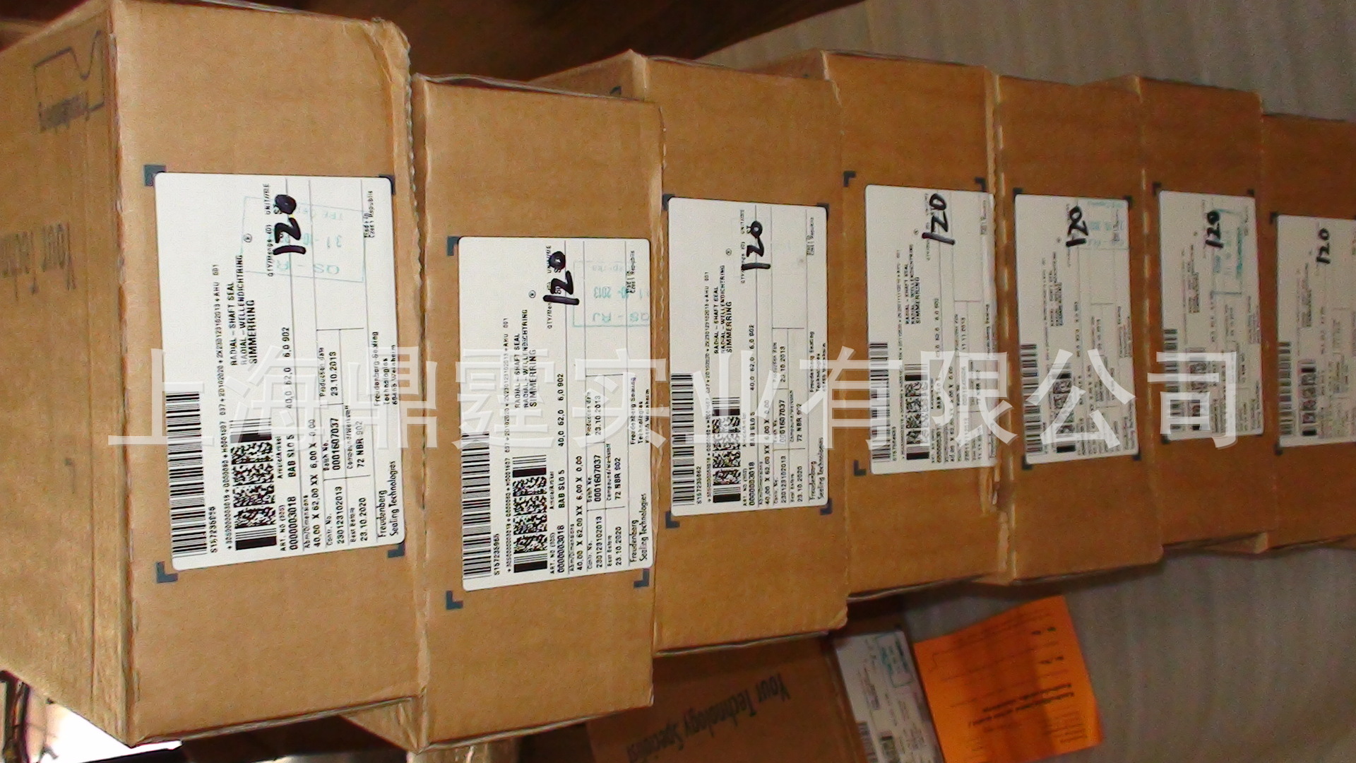 �¹�CFW Freudenberg-Simrit �Ǽ��ͷ� 40-62-6  72 NBR 902