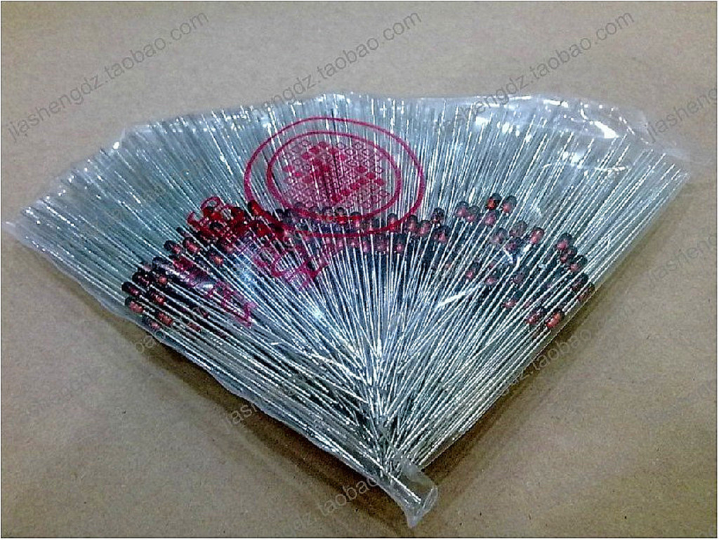 1/2W 0.5W BZX55C5 1V DO-35 全新直插稳压管