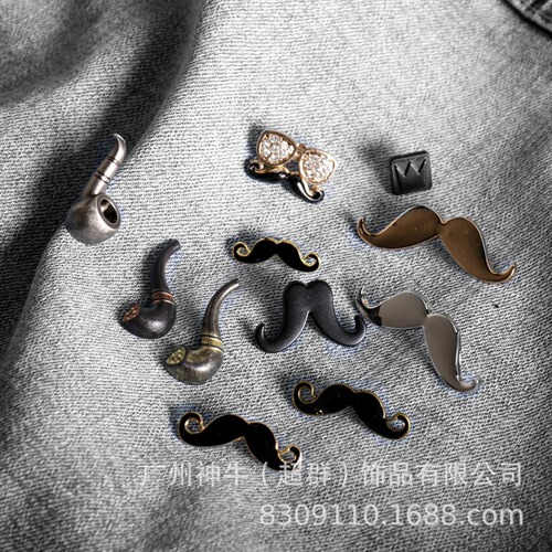 6AAB retro country gentleman glasses, beard, pipe, matching brooch buckle, metal buckle, pin buckle wholesale