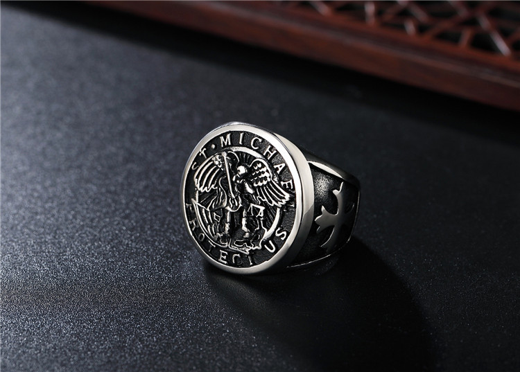BAGUE SAINT MICHEL Ring Details