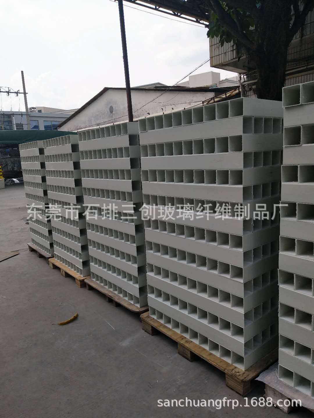 专业生产供应燃气警示桩方管 玻璃钢拉挤方管标桩方通规格齐全