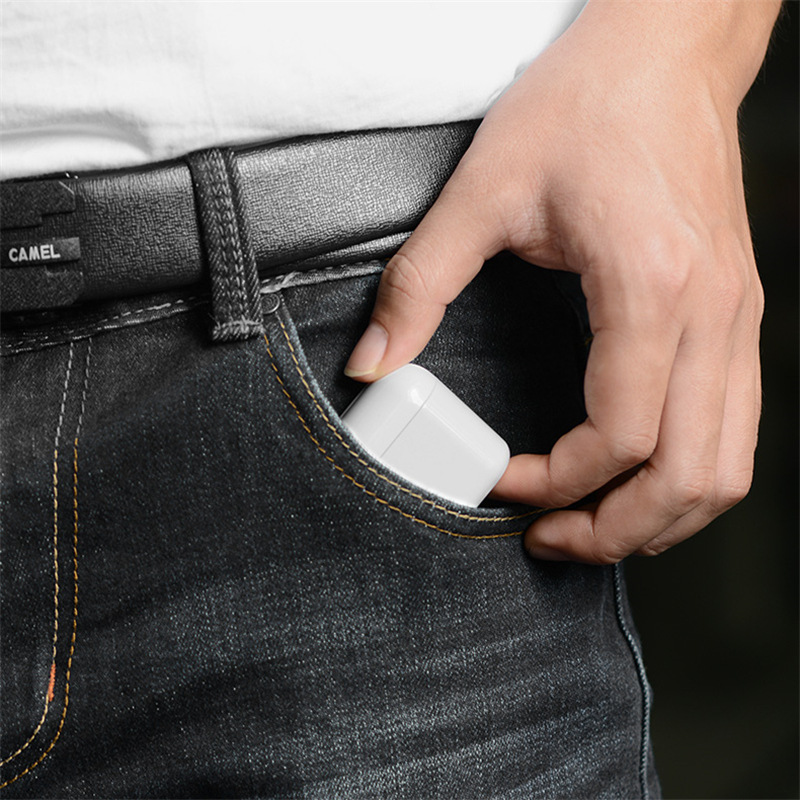 BL1 Bluetooth Earphone Portability