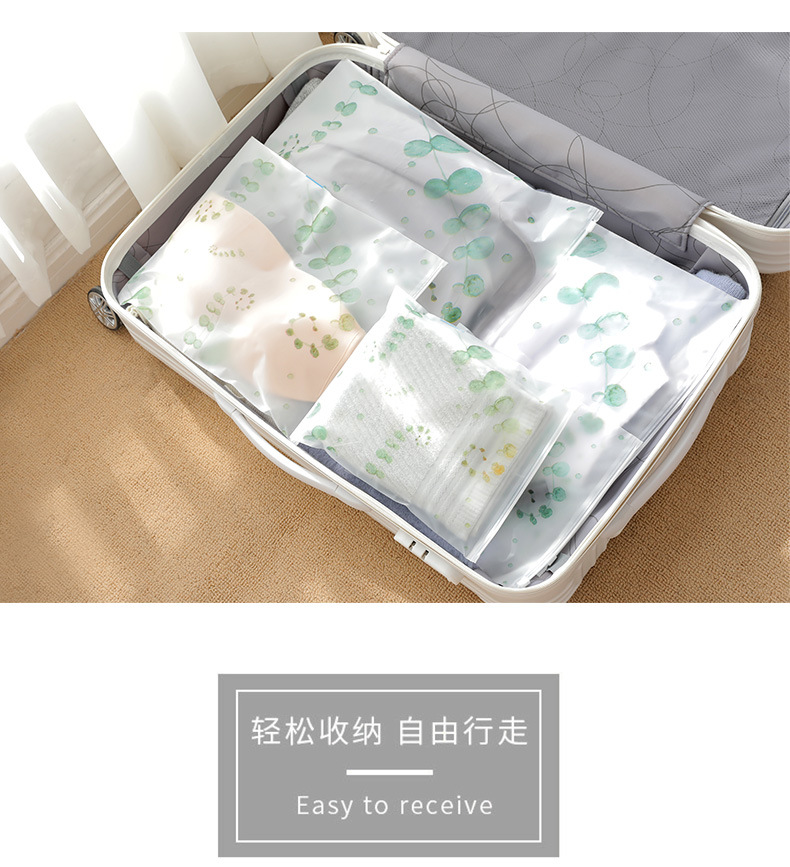 Simple Printing Clothes Luggage Clothing Sorting Bag display picture 8