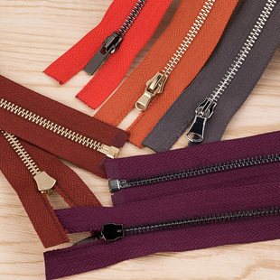 �������3#��ͨY���_β ��ɫ�Ԅ��^������� ���b�o��