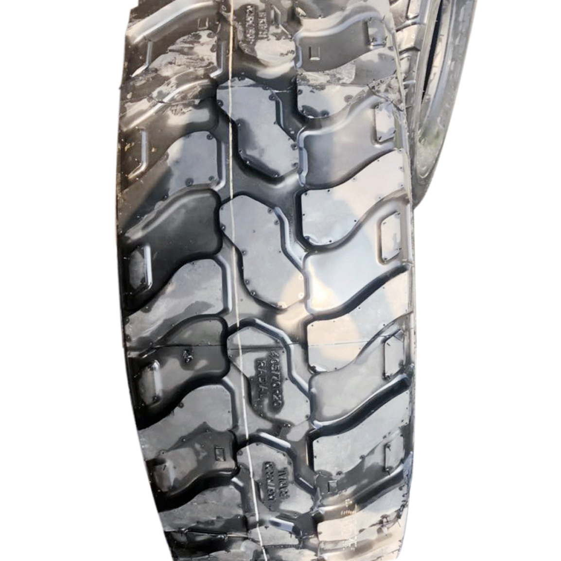 厂家直销405/70R20越野花纹防爆胎 装载机子午线钢丝胎全新耐磨
