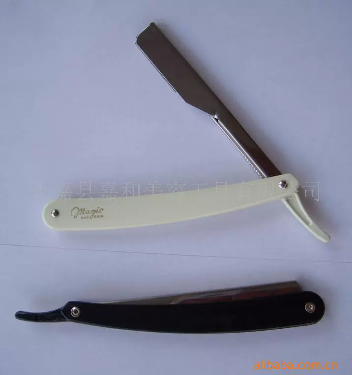 Old-fashioned razor