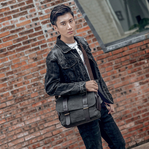 Factory direct sales handbag canvas shoulder bag crossbody bag men's fashion trendy bag casual Korean version IPAD casual bag