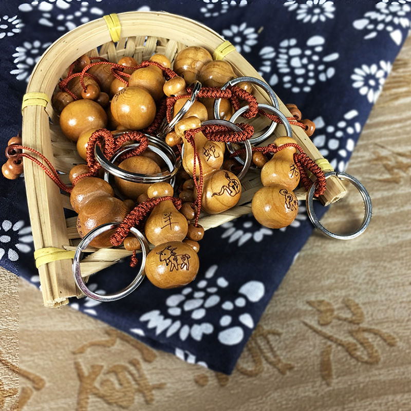 批发定做真桃木十二生肖葫芦挂件钥匙扣雕刻随身携带赠品